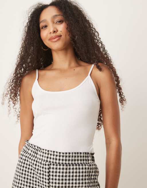Gina Tricot – Trägertop in Weiß mit schmalen Trägern