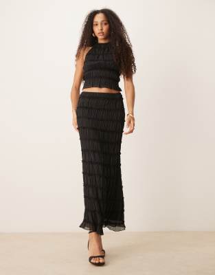 Gina Tricot - Transparenter, gestufter Maxirock in Schwarz, Kombiteil