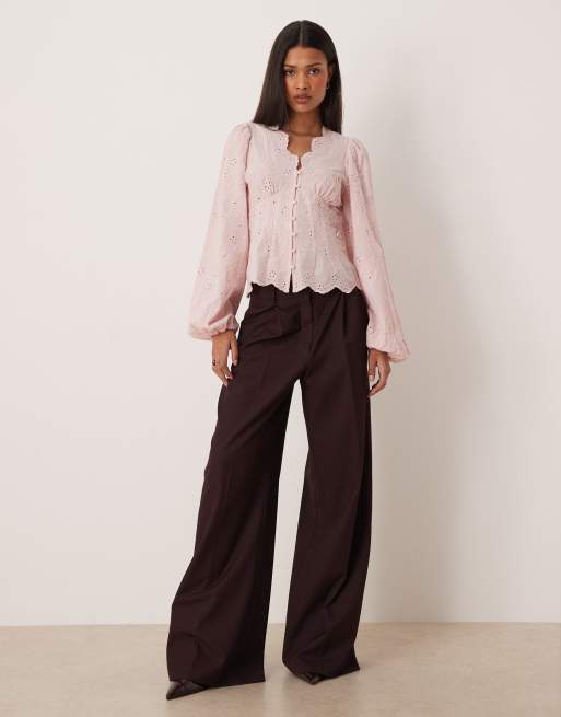 Gina Tricot v-neck broderie blouse in light pink, 2 of 4
