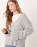 [GINA TRICOT] Gina Tricot v neck knitted sweater with wide sleeves in light grey melange XS Light grey melange