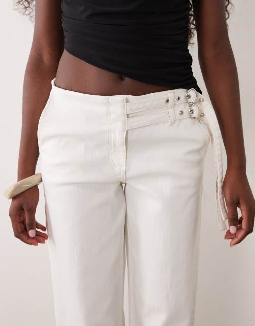 Gina Tricot - Vaqueros blanco hueso de talle medio y pernera recta con cinturón doble, 4 de 5
