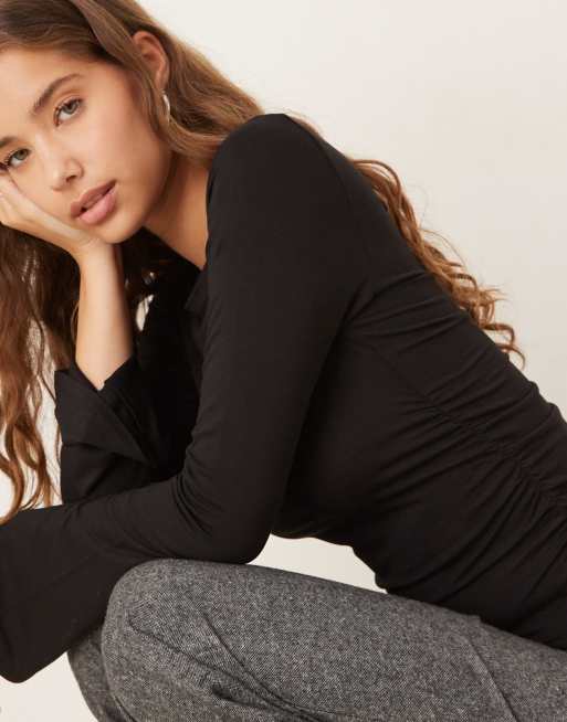 Gina Tricot – Weiches Oberteil in Schwarz mit U-Boot-Ausschnitt, 4 von 4