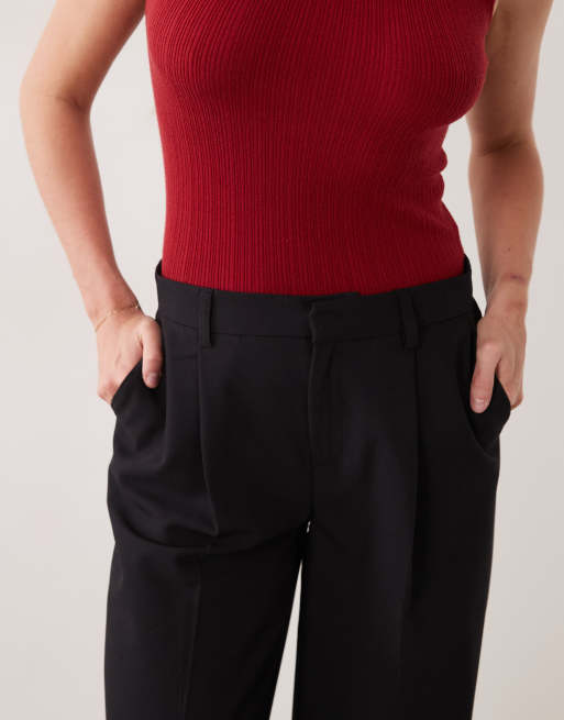 Gina Tricot wide leg pleated trouser in black, 4 of 5