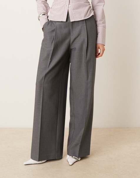 Gina Tricot wide pleated trousers in grey - view 1