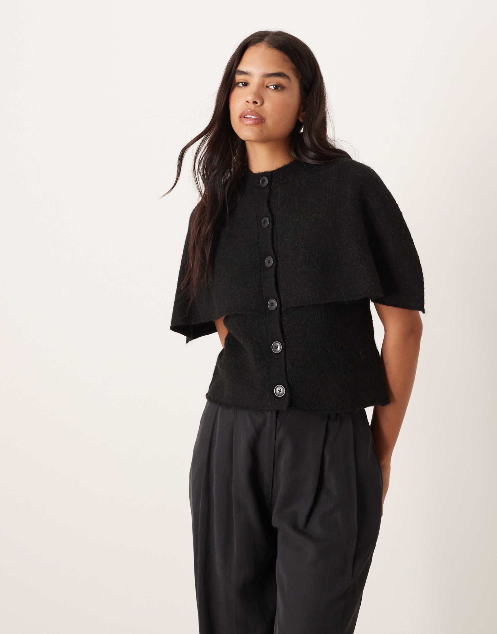 Кардиган-накидка из шерсти альпаки Gina Tricot черного цвета