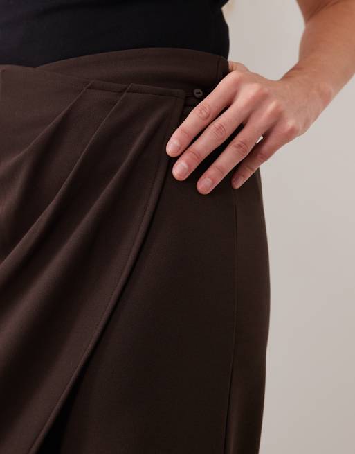Gina Tricot wrap drape trousers in dark chocolate brown, 4 of 5