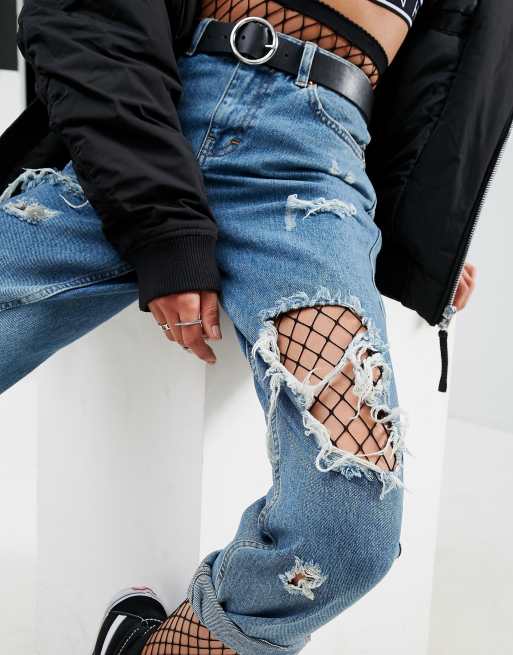 Jeans with cheap fishnet tights