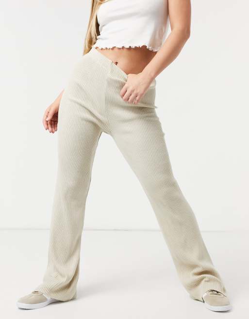 Girl In Mind – Strickhose mit weitem Bein in Cremeweiß