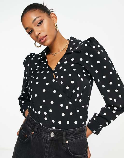 Girl In Mind - Top avvolgente con colletto nero a pois