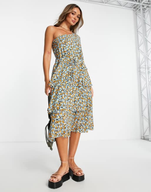 Girls On Film - Robe mi-longue à volants avec imprimé fleurs et mouchetures dorées - Bleu