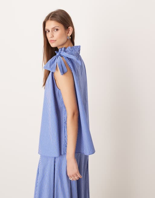 Glamorous - Aangerimpelde top met ruches en halternek in blauw en wit gestreept, deel van co-ord set, 4 van 4