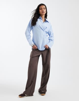 Glamorous Asymmetric Button Fitted Shirt In Blue