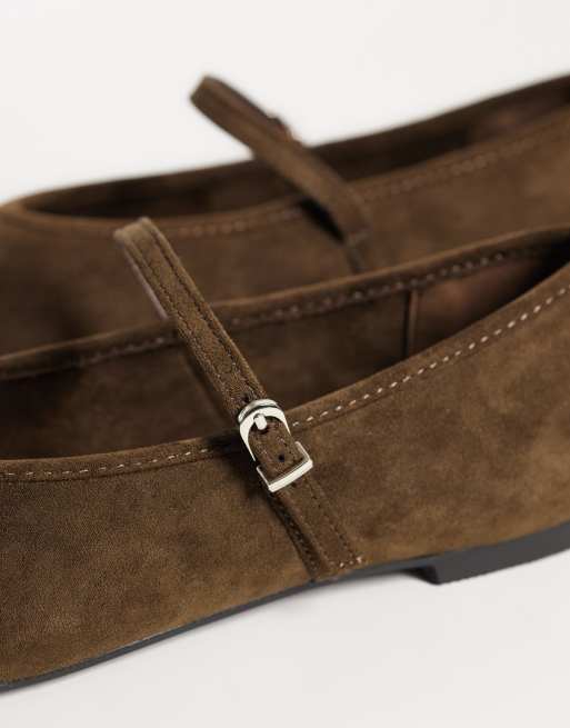 Glamorous ballet flats in brown suede, 2 of 4