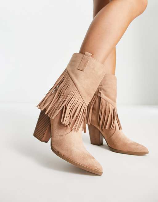 Glamorous – Beige klackboots med fransar i cowboystil 