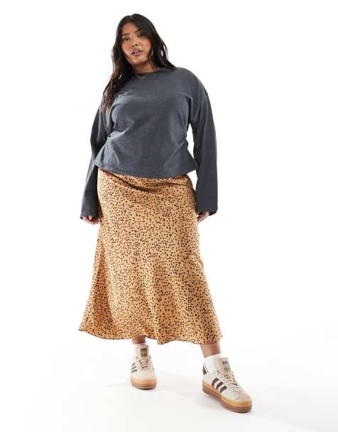 Glamorous Bias cut maxi skirt in tan black spot - view 1
