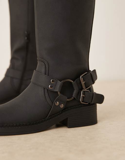 Glamorous - Biker-knielaarzen met metalen details en brede pasvorm in zwart