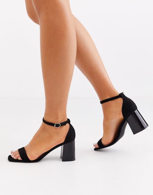 Glamorous black block heeled sandals