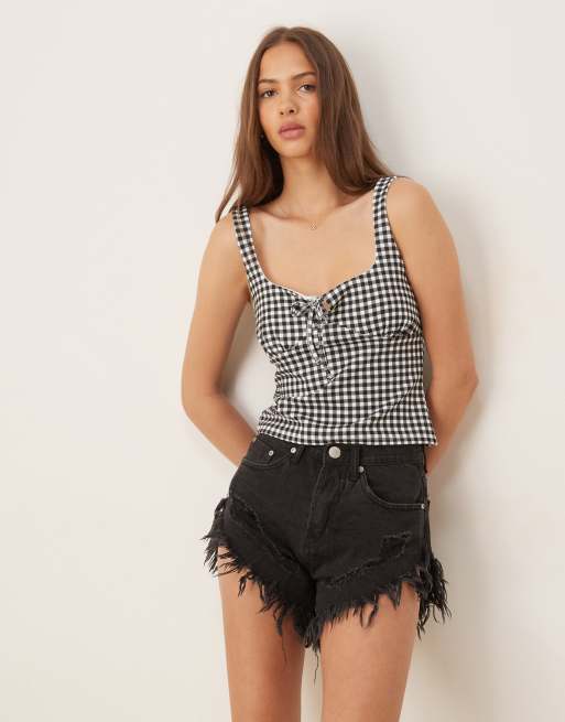 Glamorous black denim shorts in black, 4 of 5