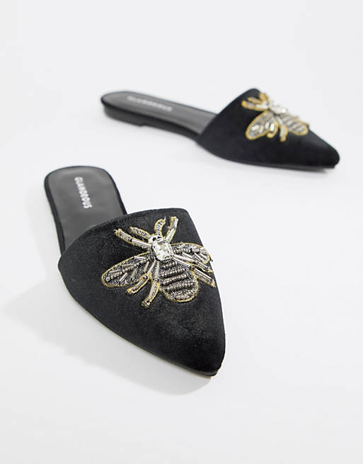 Glamorous Black Pointed Mule With Bee Embellishment