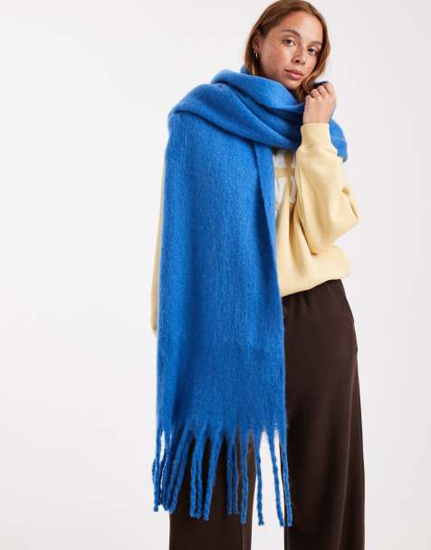 Glamorous blanket scarf in cobalt blue - view 1