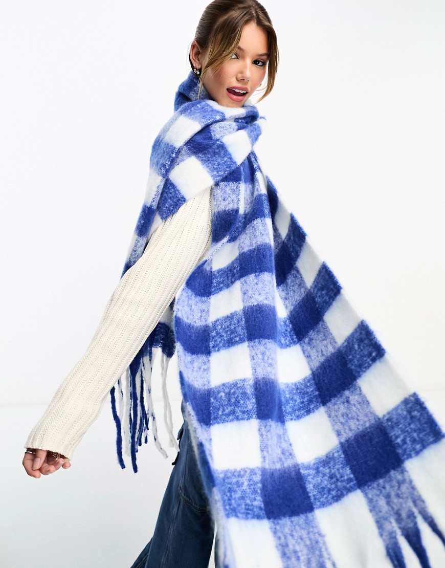 blanket scarf in white and cobalt checkerboard-Multi