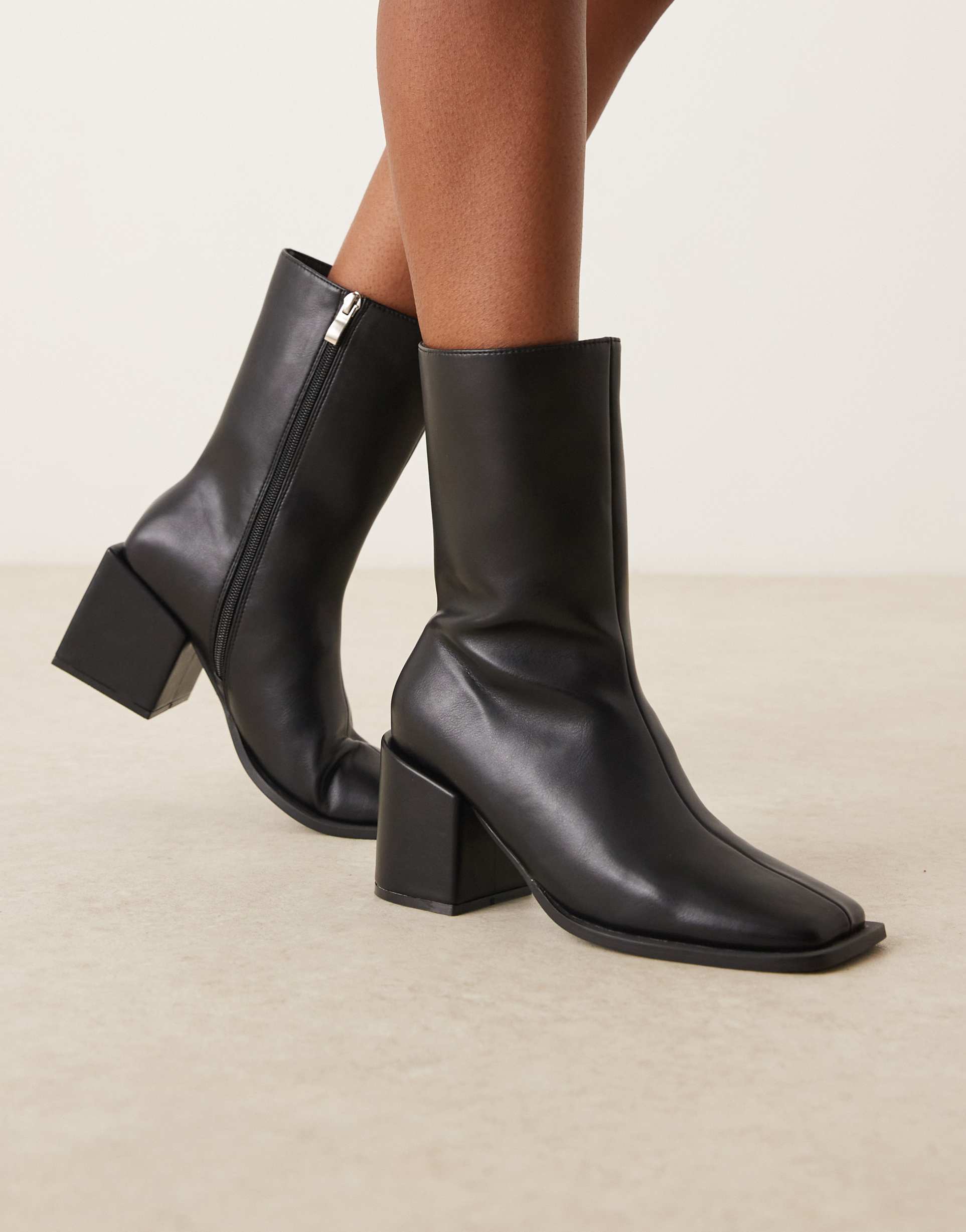glamorous block heel square toe boots in black