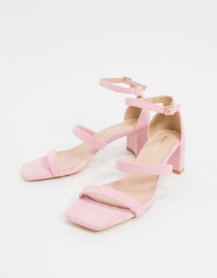 pale pink sandals and matching bag