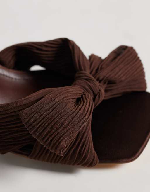 Glamorous block heeled sandals with bow in brown, 3 of 5