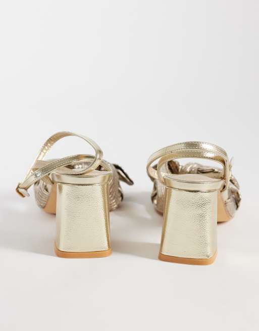 Glamorous block heeled sandals with bow in gold, 4 of 5