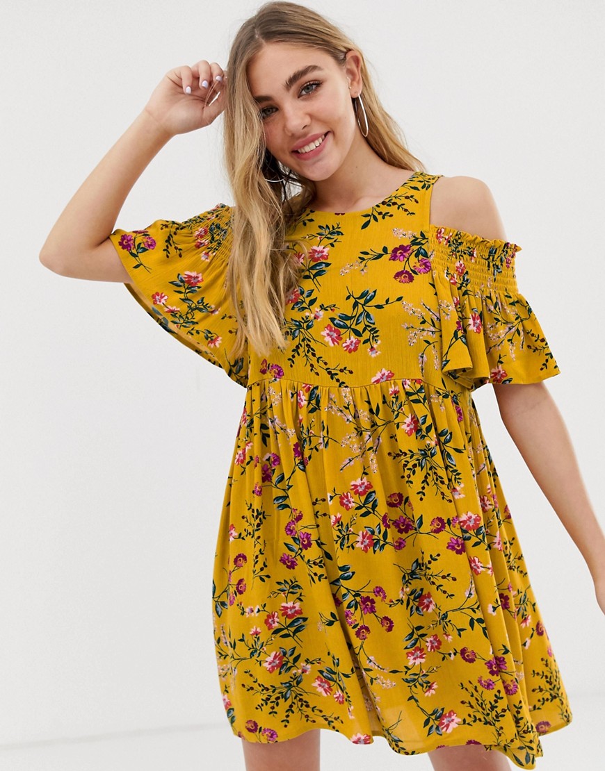 Glamorous - Blommönstrad klänning med bar axel-Flerfärgad