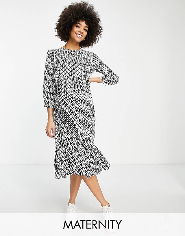 Glamorous Bloom midaxi smock dress with pleated hem in bubble daisy print GN10260