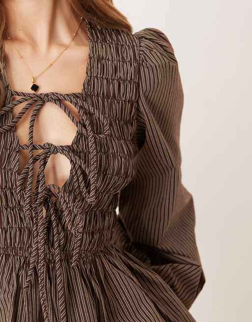 Glamorous - Blouse rayée manches longues avec fronces et liens noués sur l'avant - Marron, 4 de 4