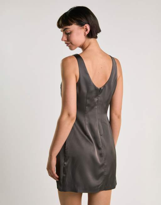 Glamorous Boat neck mini shift dress in bitter chocolate, 4 of 4