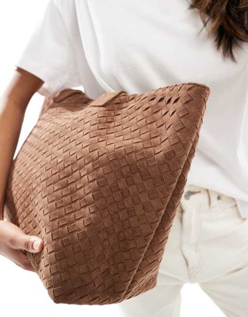Glamorous - Borsa da spalla grande in camoscio sintetico color marrone chiaro intrecciato , 3 di 4