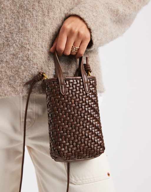 Glamorous - Borsa porta cellulare a tracolla color marrone scuro intrecciata