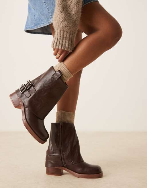 Glamorous - Bottines à petit talon avec rabat - Marron, 2 de 4