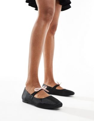 Glamorous Bow Ballet Flats In Black And Cream