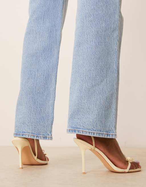 Glamorous bow heeled sandals in lemon yellow, 3 of 4