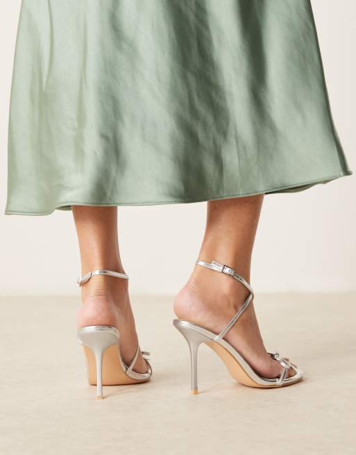 Glamorous bow heeled sandals in silver crinkle