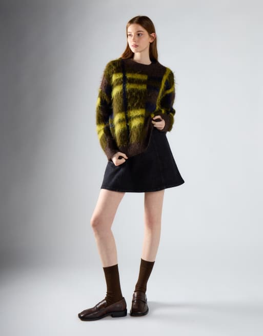 Glamorous Brushed crew neck  jumper in khaki check, 2 of 4