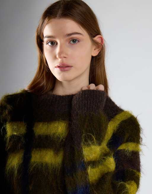 Glamorous Brushed crew neck  jumper in khaki check, 3 of 4