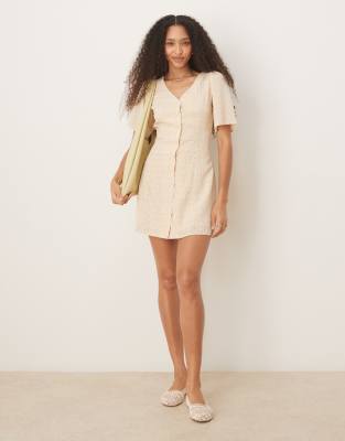 Glamorous Glamorous buttermilk short sleeve button up tea dress in yellow ditsy floral