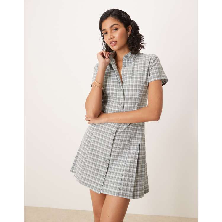 208045898-1-greycheck?$n_750w$