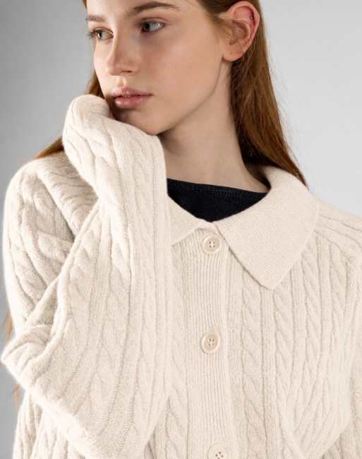 Glamorous Cable knit collar cardigan in cream, 3 of 4
