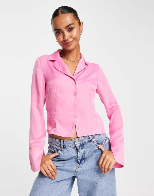 Glamorous - Camicia aderente stile anni '90 con bottoni in raso rosa