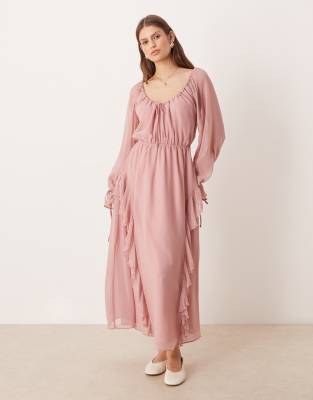 Glamorous - Chiffon-Midaxikleid in Zartrosa im Boho-Stil mit Rüschen