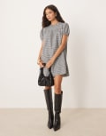 [Glamorous] Glamorous chuck-on babydoll smock dress in black and white check 12 Black white check