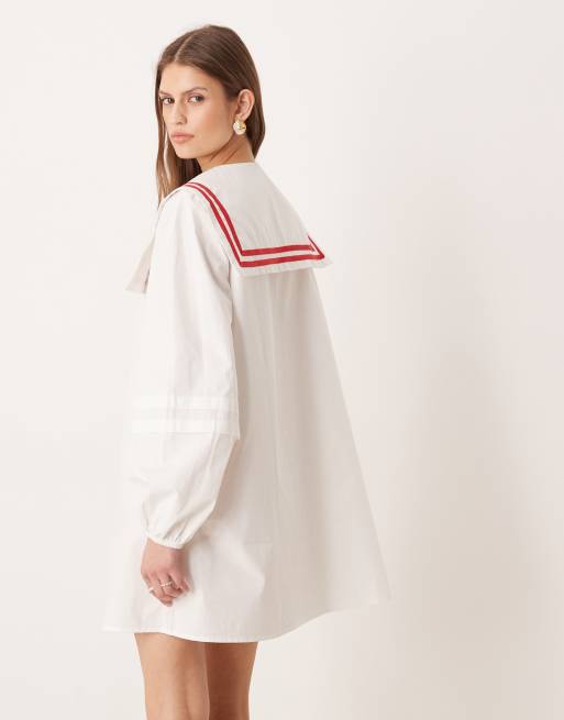 Glamorous chuck on boxy shirt dress with square neck collar in white with red tipping, 3 of 4