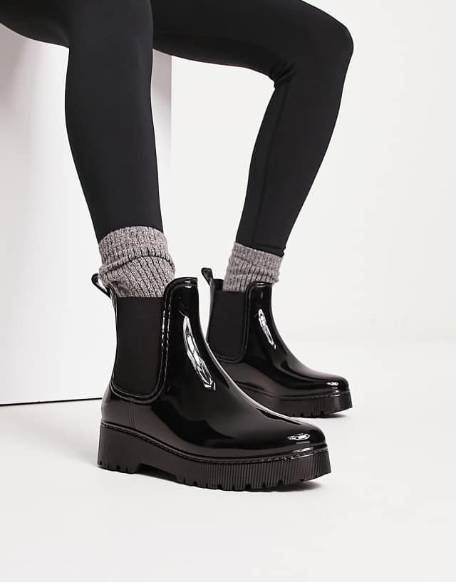 Glamorous chunky ankle rain boots in black patent