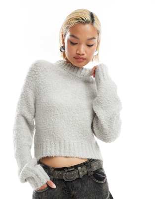 Glamorous Chunky Boxy Crop Knit Sweater In Gray Heather-white